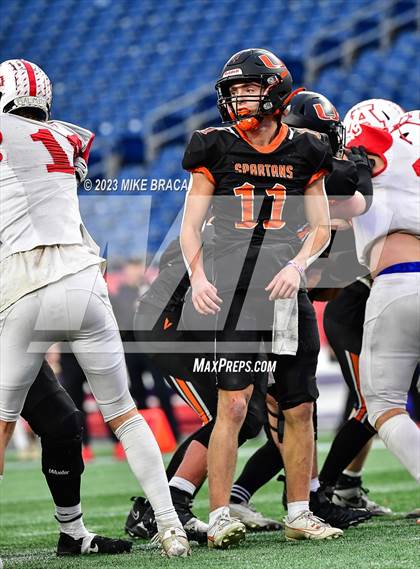 Thumbnail 2 in Amesbury vs Uxbridge (MIAA D7 Final) photogallery.