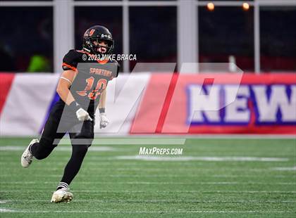 Thumbnail 3 in Amesbury vs Uxbridge (MIAA D7 Final) photogallery.