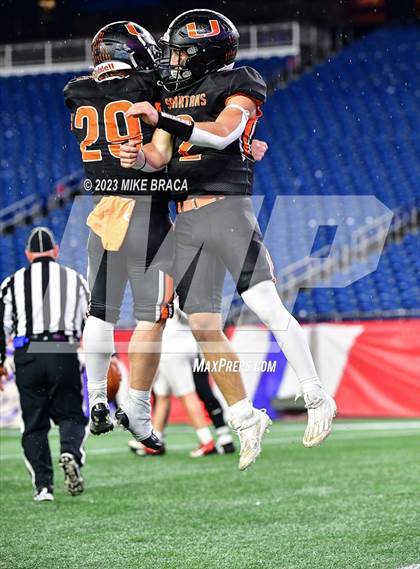 Thumbnail 3 in Amesbury vs Uxbridge (MIAA D7 Final) photogallery.