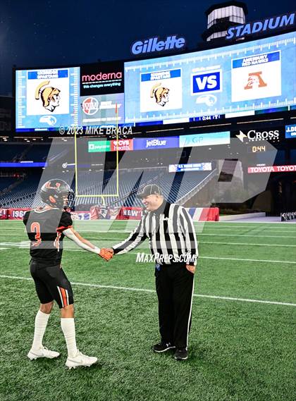 Thumbnail 2 in Amesbury vs Uxbridge (MIAA D7 Final) photogallery.