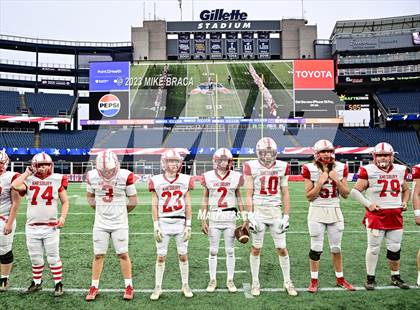 Thumbnail 2 in Amesbury vs Uxbridge (MIAA D7 Final) photogallery.