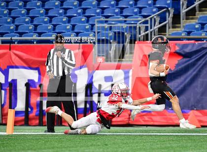 Thumbnail 3 in Amesbury vs Uxbridge (MIAA D7 Final) photogallery.