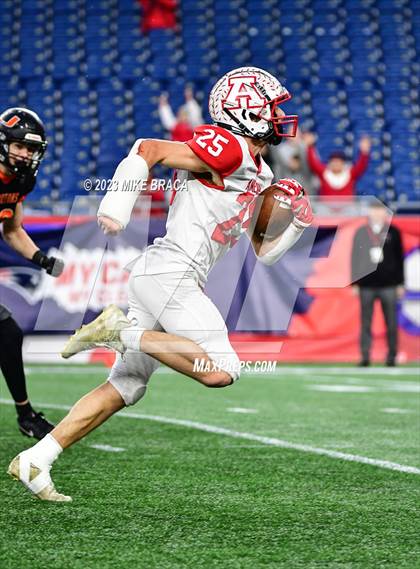 Thumbnail 2 in Amesbury vs Uxbridge (MIAA D7 Final) photogallery.