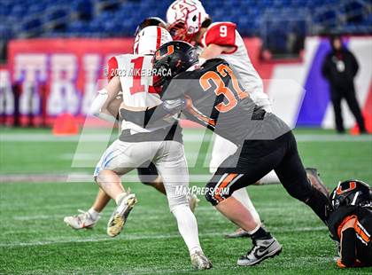 Thumbnail 2 in Amesbury vs Uxbridge (MIAA D7 Final) photogallery.