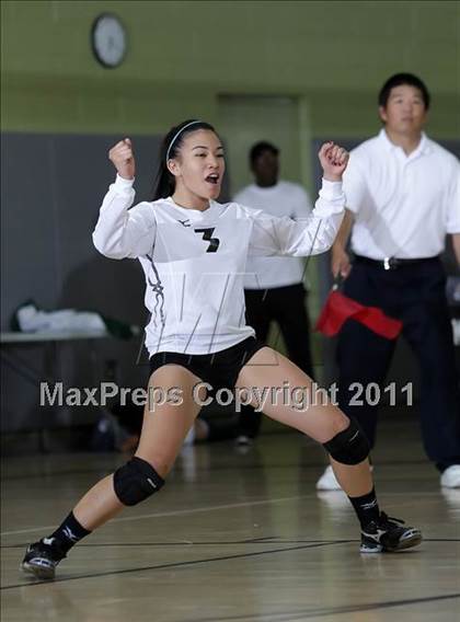 Thumbnail 3 in Carson vs. Granada Hills (CIF LACS D1 Final) photogallery.