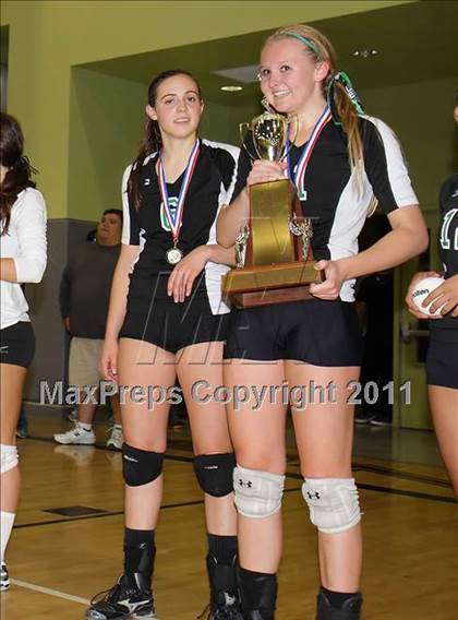 Thumbnail 2 in Carson vs. Granada Hills (CIF LACS D1 Final) photogallery.