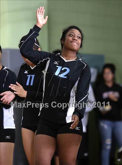 Thumbnail 3 in Carson vs. Granada Hills (CIF LACS D1 Final) photogallery.