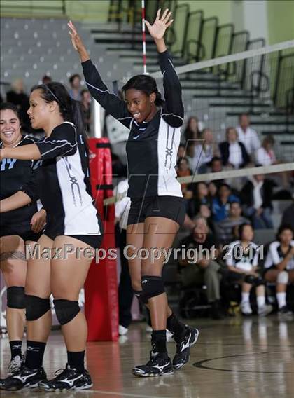 Thumbnail 1 in Carson vs. Granada Hills (CIF LACS D1 Final) photogallery.
