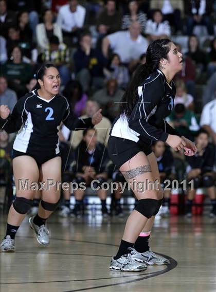 Thumbnail 2 in Carson vs. Granada Hills (CIF LACS D1 Final) photogallery.