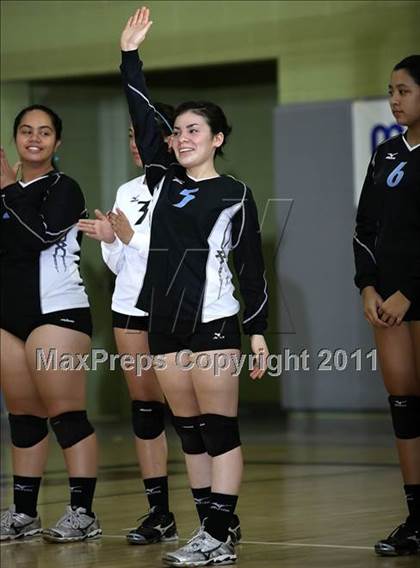 Thumbnail 3 in Carson vs. Granada Hills (CIF LACS D1 Final) photogallery.