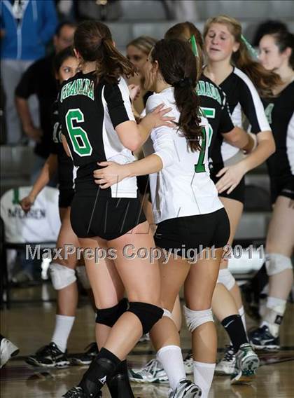 Thumbnail 3 in Carson vs. Granada Hills (CIF LACS D1 Final) photogallery.