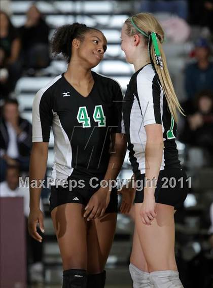 Thumbnail 2 in Carson vs. Granada Hills (CIF LACS D1 Final) photogallery.
