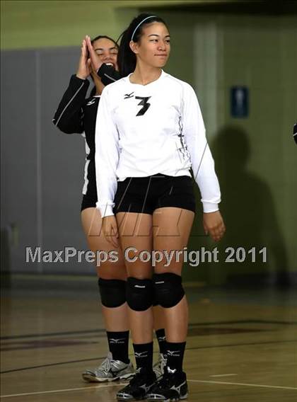 Thumbnail 1 in Carson vs. Granada Hills (CIF LACS D1 Final) photogallery.