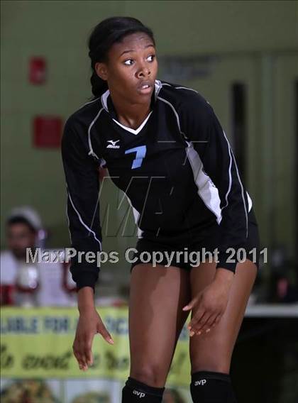 Thumbnail 1 in Carson vs. Granada Hills (CIF LACS D1 Final) photogallery.