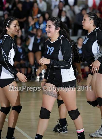 Thumbnail 2 in Carson vs. Granada Hills (CIF LACS D1 Final) photogallery.