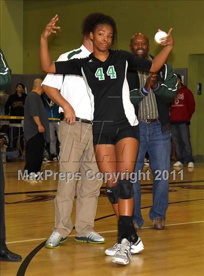 Thumbnail 1 in Carson vs. Granada Hills (CIF LACS D1 Final) photogallery.