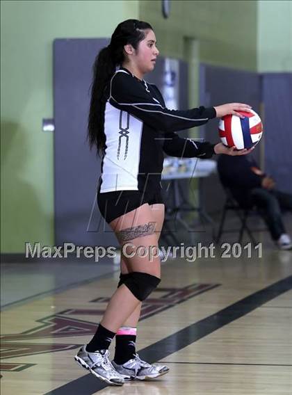 Thumbnail 3 in Carson vs. Granada Hills (CIF LACS D1 Final) photogallery.