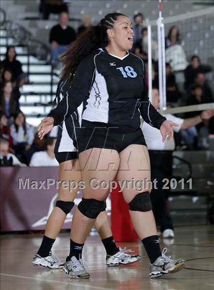 Thumbnail 3 in Carson vs. Granada Hills (CIF LACS D1 Final) photogallery.