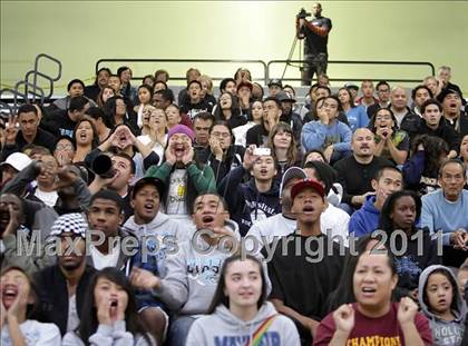 Thumbnail 1 in Carson vs. Granada Hills (CIF LACS D1 Final) photogallery.
