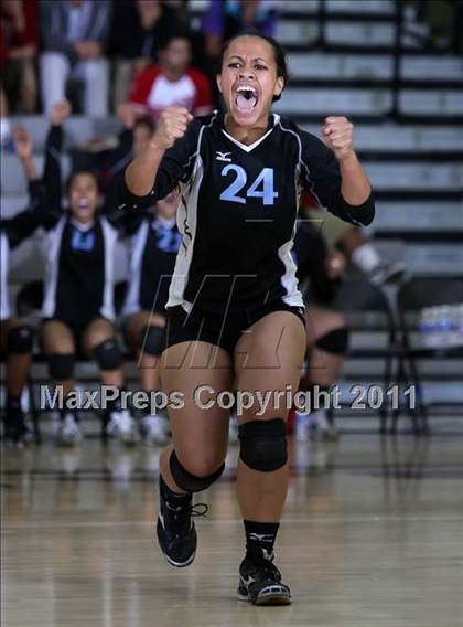 Thumbnail 1 in Carson vs. Granada Hills (CIF LACS D1 Final) photogallery.