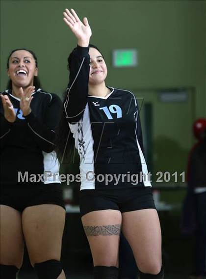 Thumbnail 3 in Carson vs. Granada Hills (CIF LACS D1 Final) photogallery.