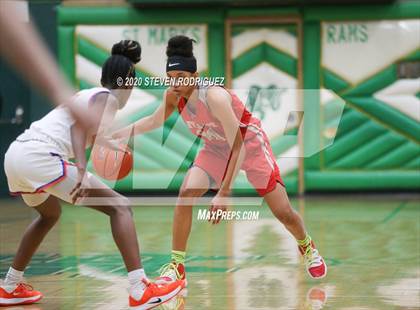 Thumbnail 3 in Antelope vs. Benson Tech (MLK Showcase) photogallery.
