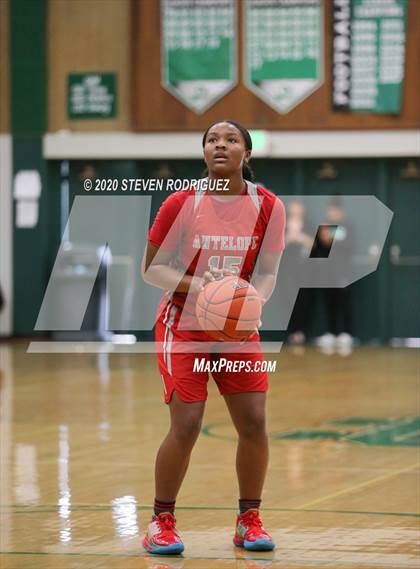 Thumbnail 2 in Antelope vs. Benson Tech (MLK Showcase) photogallery.