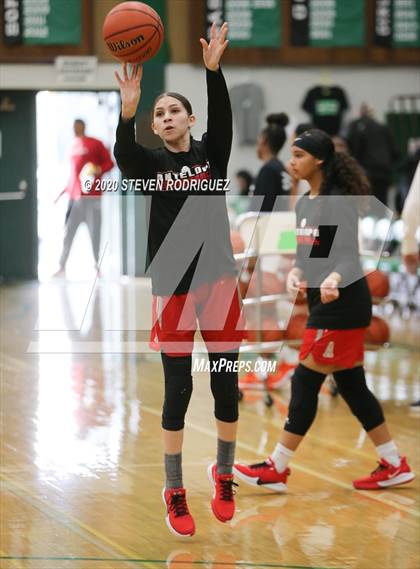 Thumbnail 1 in Antelope vs. Benson Tech (MLK Showcase) photogallery.