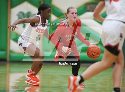 Thumbnail 3 in Antelope vs. Benson Tech (MLK Showcase) photogallery.