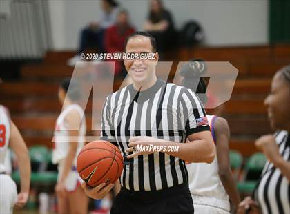 Thumbnail 1 in Antelope vs. Benson Tech (MLK Showcase) photogallery.