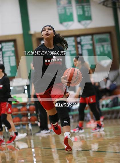 Thumbnail 3 in Antelope vs. Benson Tech (MLK Showcase) photogallery.