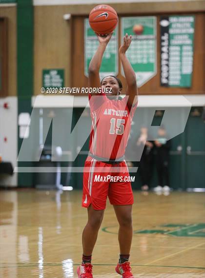 Thumbnail 3 in Antelope vs. Benson Tech (MLK Showcase) photogallery.