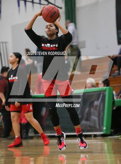 Thumbnail 1 in Antelope vs. Benson Tech (MLK Showcase) photogallery.