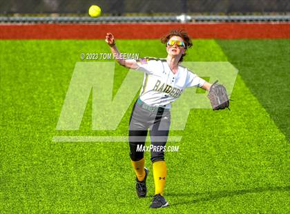 Thumbnail 2 in Gardner-Edgerton @ Shawnee Mission South photogallery.