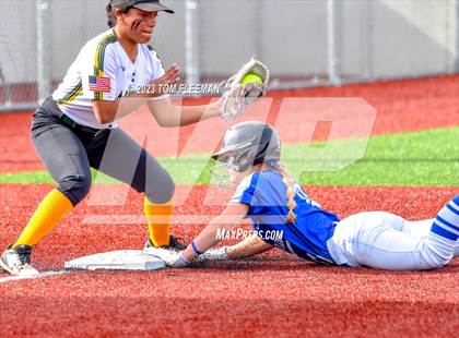 Thumbnail 2 in Gardner-Edgerton @ Shawnee Mission South photogallery.