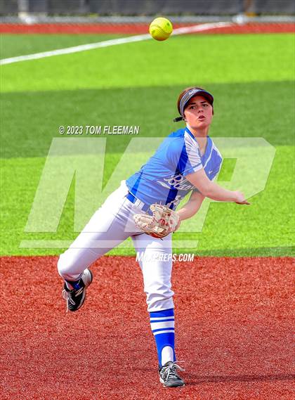 Thumbnail 2 in Gardner-Edgerton @ Shawnee Mission South photogallery.