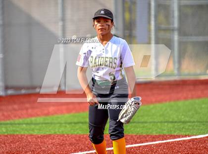Thumbnail 2 in Gardner-Edgerton @ Shawnee Mission South photogallery.