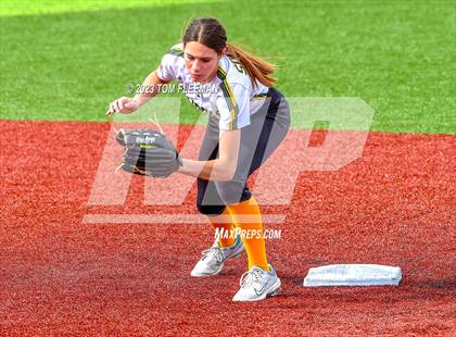 Thumbnail 2 in Gardner-Edgerton @ Shawnee Mission South photogallery.