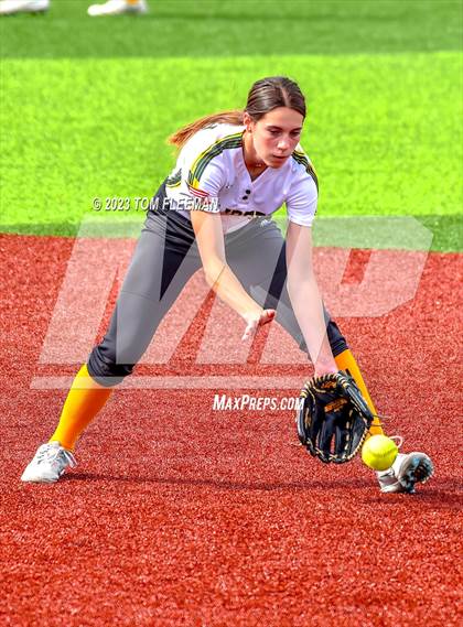 Thumbnail 2 in Gardner-Edgerton @ Shawnee Mission South photogallery.