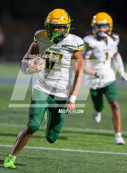 Thumbnail 2 in Bishop Manogue @ McQueen photogallery.