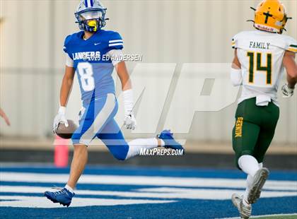 Thumbnail 3 in Bishop Manogue @ McQueen photogallery.