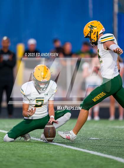 Thumbnail 3 in Bishop Manogue @ McQueen photogallery.