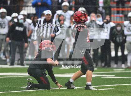Thumbnail 2 in Lake Catholic vs. Van Wert (OHSAA D4 Final)  photogallery.