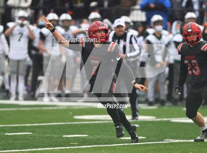 Thumbnail 3 in Lake Catholic vs. Van Wert (OHSAA D4 Final)  photogallery.
