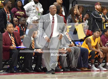 Thumbnail 1 in South Central vs. West Charlotte (NCHSAA 4A Final) photogallery.