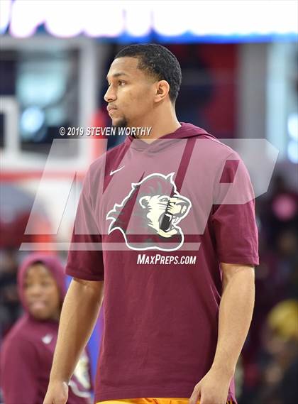 Thumbnail 3 in South Central vs. West Charlotte (NCHSAA 4A Final) photogallery.