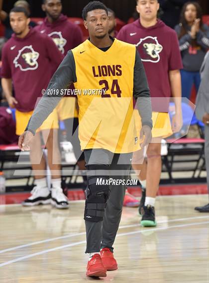 Thumbnail 1 in South Central vs. West Charlotte (NCHSAA 4A Final) photogallery.