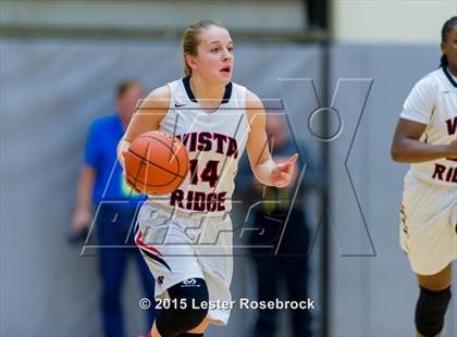 Thumbnail 3 in Vista Ridge vs. Georgetown (5A Regional Final) photogallery.