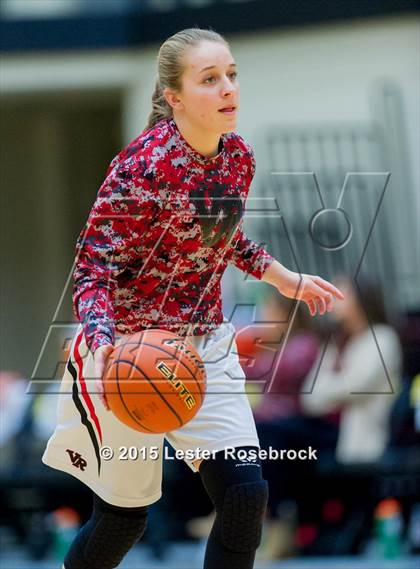 Thumbnail 2 in Vista Ridge vs. Georgetown (5A Regional Final) photogallery.