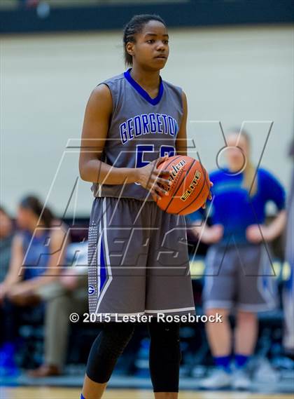 Thumbnail 2 in Vista Ridge vs. Georgetown (5A Regional Final) photogallery.